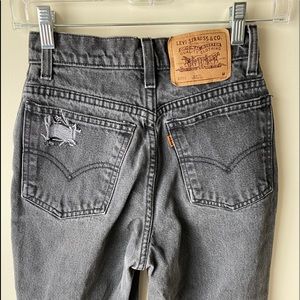 Black Distressed Levi Jeans